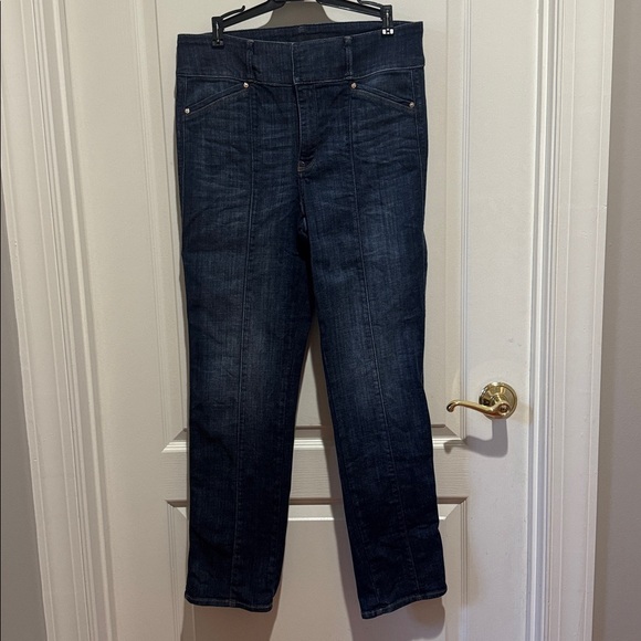 WHBM Extra High Rise Straight Pintuck Leg Medium Wash Jeans Size 8 $120 EUC KL - Picture 8 of 16